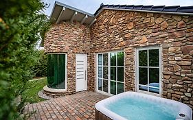 Designhaus - Whirlpool - 180Qm2 - Garage - 2 Etagen